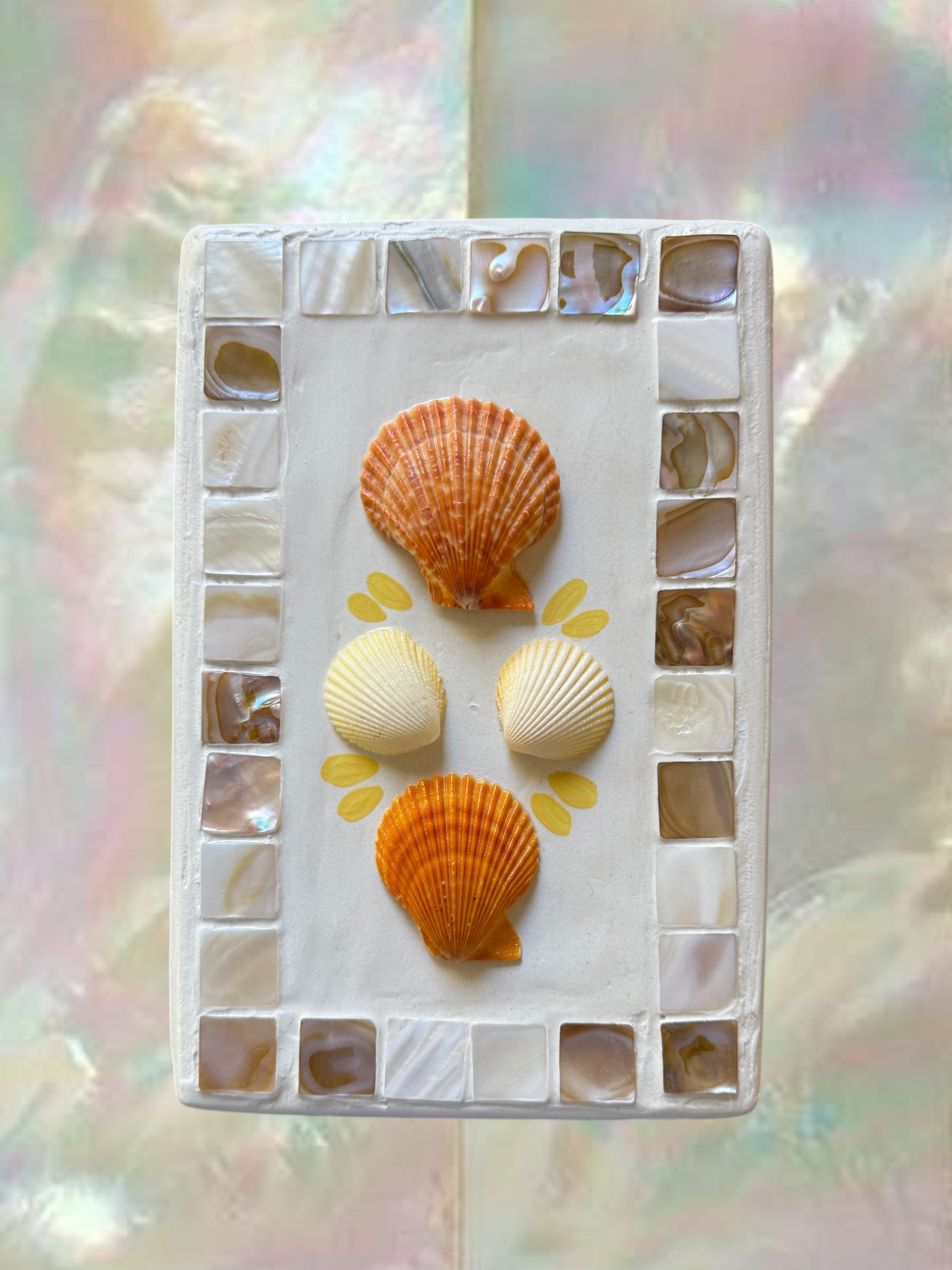 Mother of Pearl orange scallop