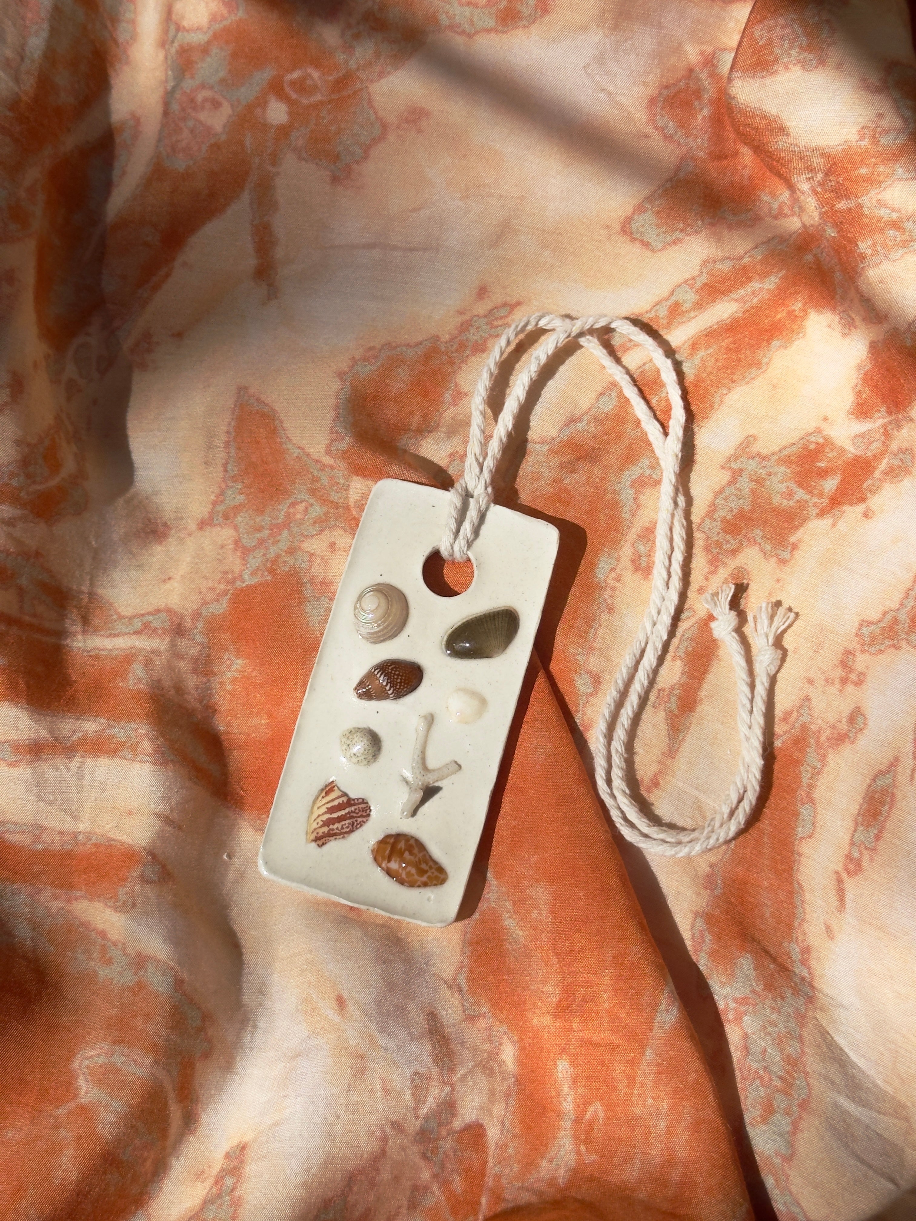 Mini Ceramic Seashell Tile – Coastal Rearview Mirror Charm | Beach Car Decor 1